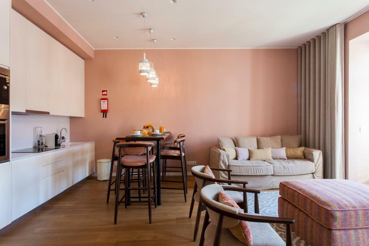 Joivy Sublime 2Br Apt On Restauradores Square Nearby Rossio Station Lisboa Exterior foto